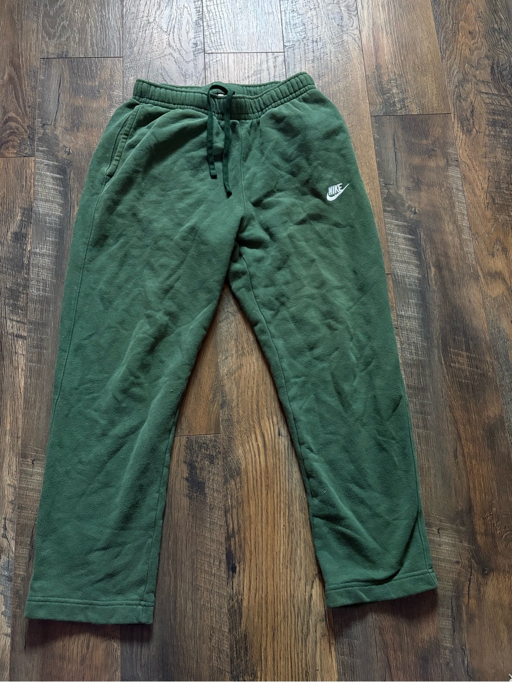 Nike Kids Green Fleece Joggers with White Logo